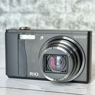 リコー(RICOH)のRICO R10(コンパクトデジタルカメラ)