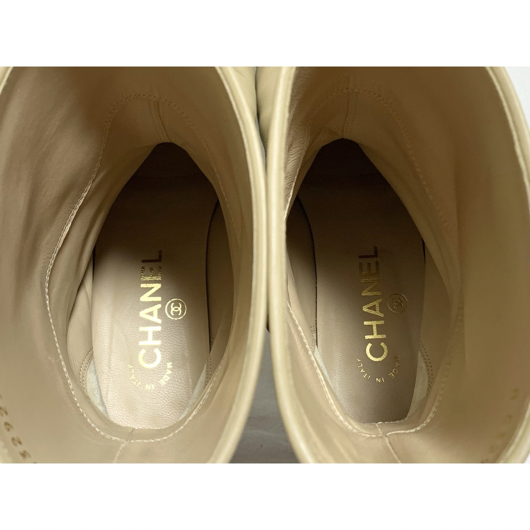 CHANEL - 美品 シャネル G32929 CC コインチャーム レザー CHANEL - 美品 シャネル G32929 CC コインチャーム レザー