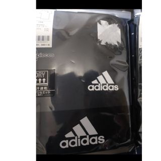 2枚　170サイズ　adidas　アディダス　黒　Tシャツ(Tシャツ/カットソー(半袖/袖なし))