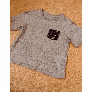 ユニクロ(UNIQLO)のユニクロ　UT Tシャツ　ペイズリー　110(Tシャツ/カットソー)