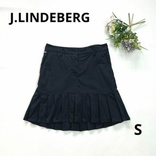 ジェイリンドバーグ(J.LINDEBERG)のジェイリンドバーグ　S  フレアスカート　プリーツ　ブラック　一体型ペチ付(ウエア)