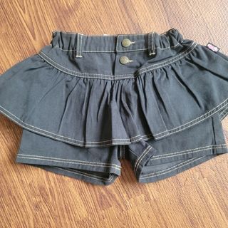 新品タグ付き　メゾピアノの可愛いショートパンツ♪　130