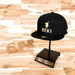 ニューエラー(NEW ERA)の未使用【ニューエラ×エスケーエイト】限定コラボ REKIレキキャップ 黒×黄(キャップ)