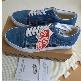 OLD SKOOL（VANS） - 新品　VANS OLD SKOOL スニーカー