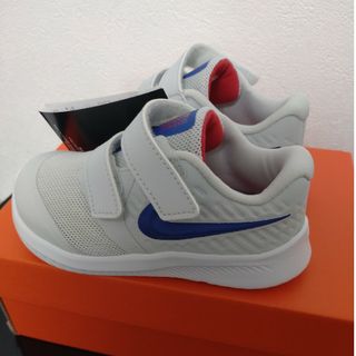 ナイキ(NIKE)のNIKE ナイキ 　STAR RUNNER 2　スニーカー　13cm　新品(スニーカー)