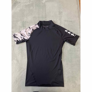 アンダーアーマー(UNDER ARMOUR)のアンダーアーマー  ヒートギア　コンプレショッンシャツ　黒12(Tシャツ/カットソー(半袖/袖なし))