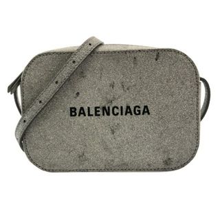 バレンシアガ(Balenciaga)のBALENCIAGA(バレンシアガ) ショルダーバッグ エブリデイ カメラバッグ XS 552372 シルバー グリッター(ショルダーバッグ)