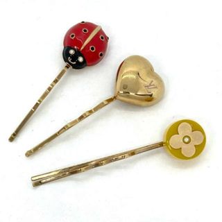 ルイヴィトン(LOUIS VUITTON)のLOUIS VUITTON(ルイヴィトン) アクセサリー M92349 金属素材 ゴールド×レッド×イエロー ハート・てんとう虫・花(その他)