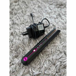 ダイソン(Dyson)のダイソン　コードレスヘアアイロン(ヘアアイロン)