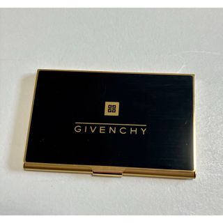 GIVENCHY(名刺入れ/定期入れ)のフリマアイテム一覧 GIVENCHY(名刺入れ/定期入れ)のフリマアイテム一覧