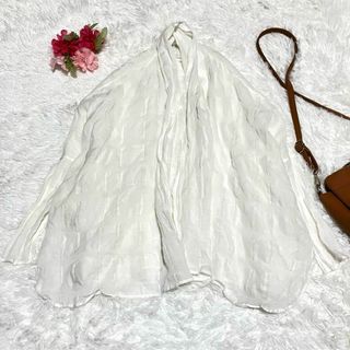 ビアズリー(BEARDSLEY)の美品 ビアズリー カーディガン 長袖 ドロップショルダー 白 F リネン混(カーディガン)