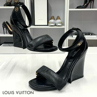 LOUIS VUITTON - 9642 ヴィトン ステラーライン ロゴ レザー パテント ストラップ サンダル