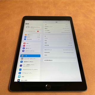 アイパッド(iPad)の7558 電池最良好 iPad7 第7世代 32GB WIFIモデル(タブレット)