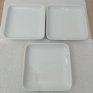 ムジルシリョウヒン(MUJI (無印良品))の無印良品　白磁正角皿　小　3枚セット(食器)