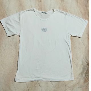 シマムラ(しまむら)のTシャツ　春夏　白Tシャツ　ワンポイント　格安　ユニセックス　古着　下北沢(Tシャツ(半袖/袖なし))