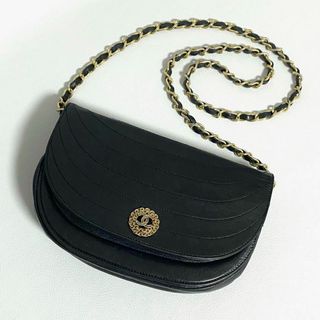 CHANEL - シャネル リップ柄 マトラッセ チェーンバッグ デカマトの CHANEL - シャネル リップ柄 マトラッセ チェーンバッグ デカマトの