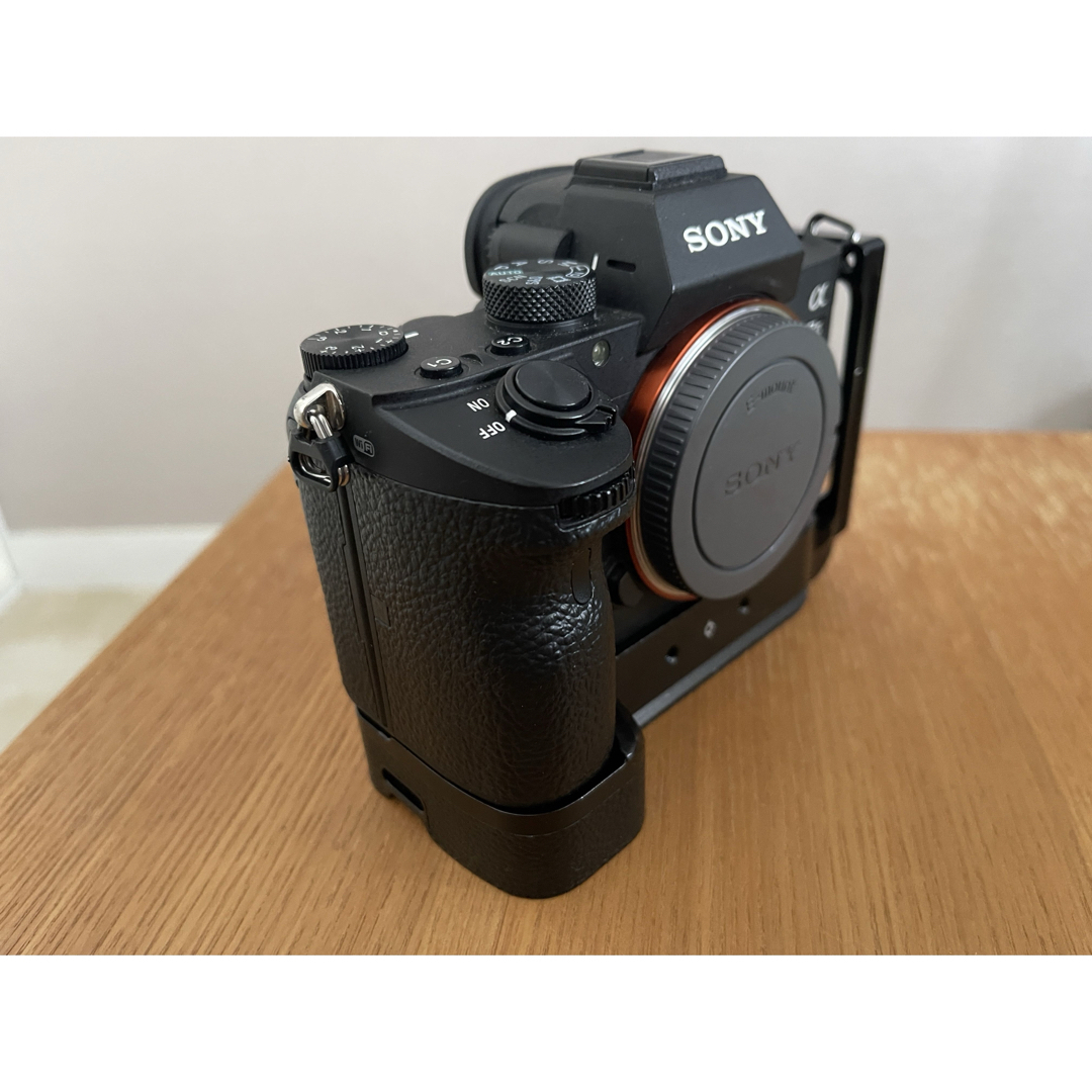 SONY - 【美品】SONY ILCE−7M3 α7Ⅲ おまけありの通販 by mkmkmk's SONY - 【美品】SONY ILCE−7M3 α7Ⅲ おまけありの通販 by mkmkmk's