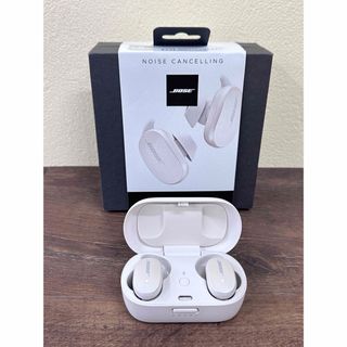 Bose QuietComfort Earbuds ワイヤレスイヤホンWHITE(ストラップ/イヤホンジャック)