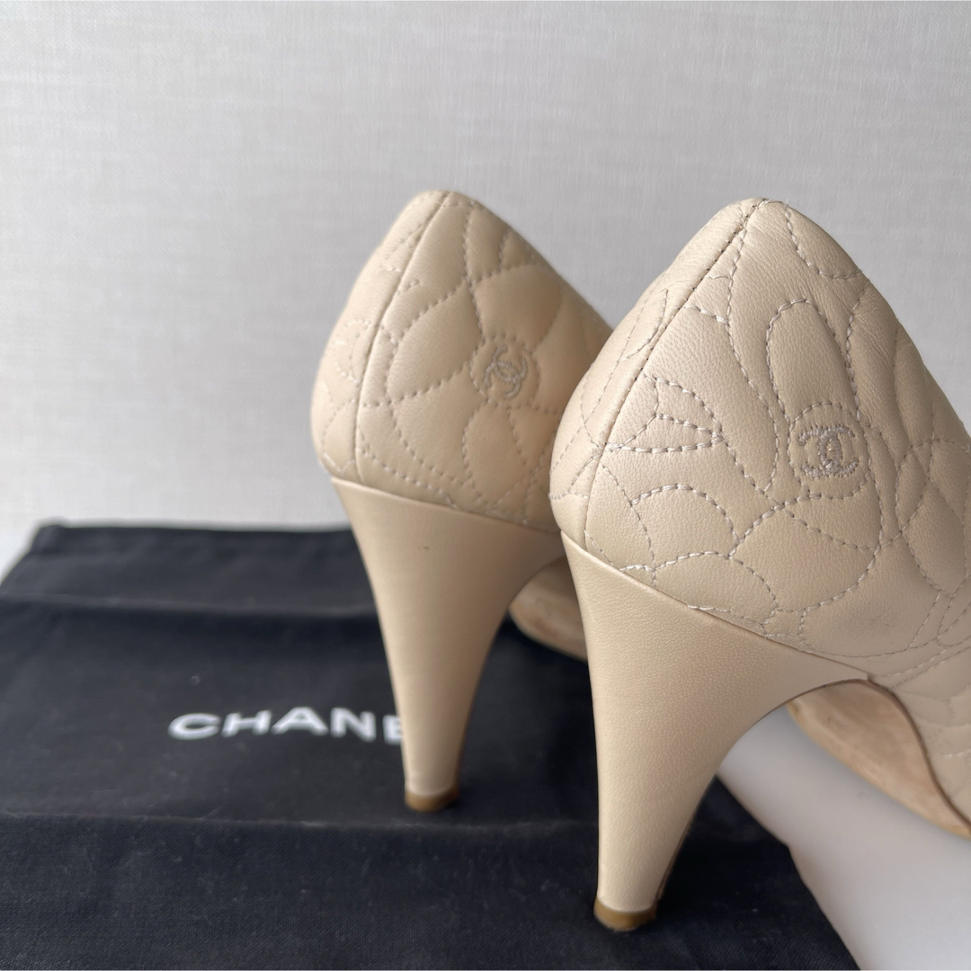 CHANEL 37 カメリアパンプス 日本サイズ約24 CHANEL 37 カメリアパンプス 日本サイズ約24