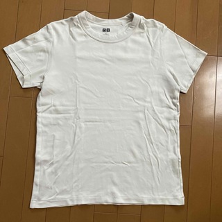 ユニクロ(UNIQLO)のユニクロU Tシャツ⭐︎ ベージュ　クリーム色　ナチュラル　半袖(Tシャツ(半袖/袖なし))