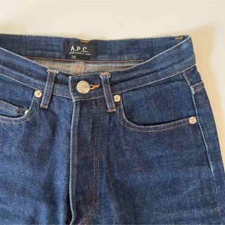 アーペーセー(A.P.C)のA.P.C. アーペーセー ジーンズ　ジーパン　レディース　ストレート(デニム/ジーンズ)