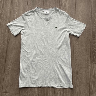 ラコステ(LACOSTE)のLACOSTE グレーTシャツ(Tシャツ/カットソー(半袖/袖なし))