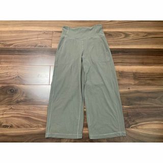 ルルレモン(lululemon)のルルレモン lululemon Align Wide Leg Crop 23 6(クロップドパンツ)