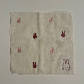 ミッフィー(miffy)の★ miffy ★   ミッフィー   ハンカチタオル　〈 白 〉(ハンカチ)