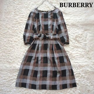 バーバリー(BURBERRY)の美品⭐︎バーバリー　チェックワンピース　七分袖　ベルトリボン付き　38(ひざ丈ワンピース)