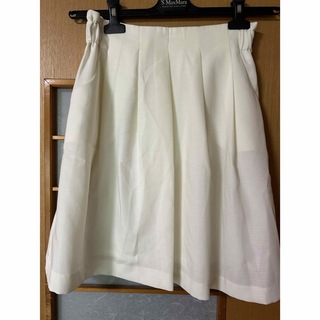 エージー(AG)のAG ホワイトスカート(ひざ丈スカート)