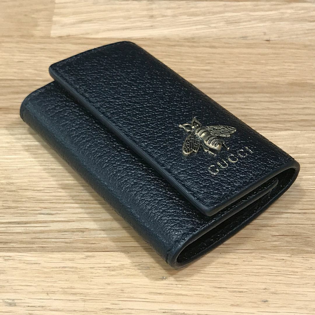 GUCCI - 新品未使用 グッチ アニマリエ ビー キーケース ブラック レザー GD金具 黒