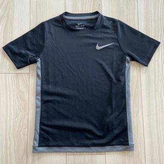 ナイキ(NIKE)のNIKE 130サイズ　Tシャツ(Tシャツ/カットソー)