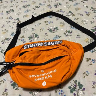 ジーユー(GU)のGU×studio sevenコラボバッグ(ボディーバッグ)