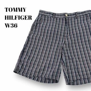 トミーヒルフィガー(TOMMY HILFIGER)のコットンショートパンツ　トミーヒルフィガー　古着　チェック　紺白赤　W36(ショートパンツ)