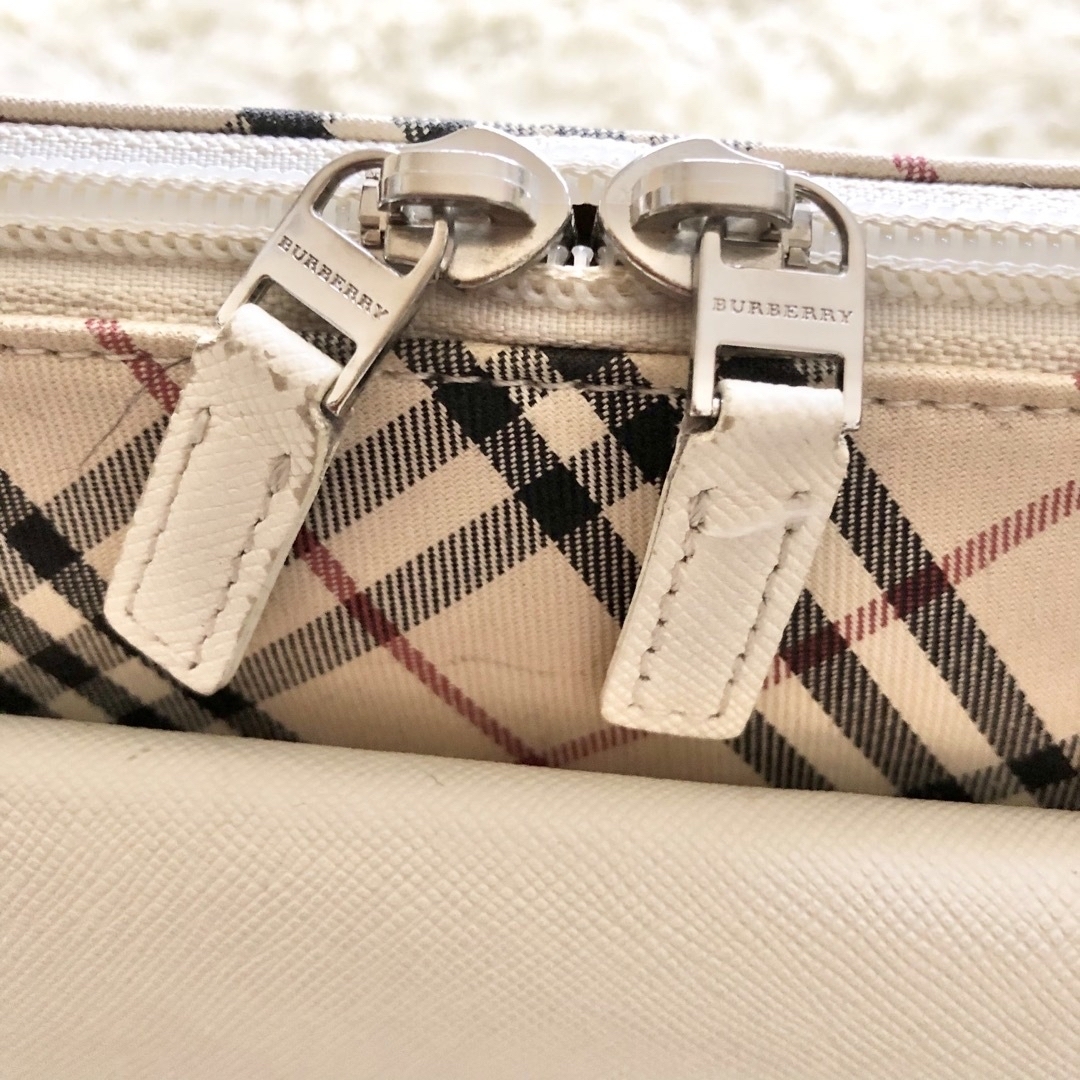 BURBERRY バーバリー ハンドバック キャンバス ベージュ 白ノバ BURBERRY バーバリー ハンドバック キャンバス ベージュ 白ノバ