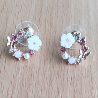 未使用　ピアス　フラワー　蝶　パール　ピンク　ストーン　ジルコニア(ピアス)