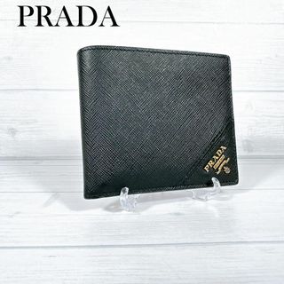 プラダ(PRADA)のプラダ サフィアーノ 二つ折り財布 小銭入れ付き ブラック 2MO738(折り財布)