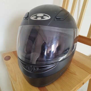 オージーケーカブト(OGK KABUTO)のOGK KABUTO フルフェイスヘルメット M ブラック　新品チークパッド付き(ヘルメット/シールド)