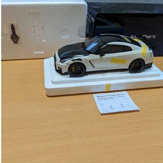 オートアート(AUTOart)のオートアート1/18  ニッサン GT-R R35 ニスモ(新品)(ミニカー)