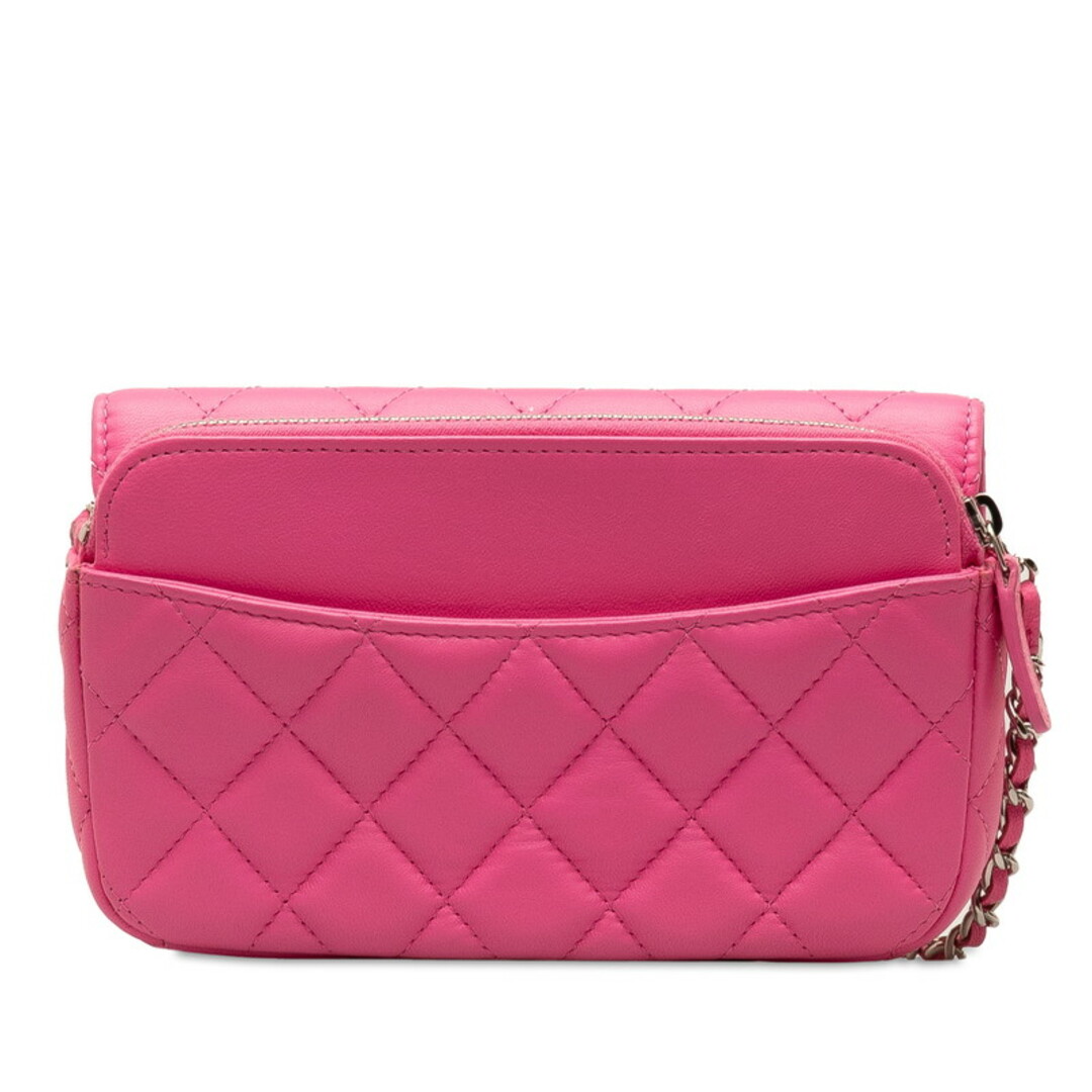 美品 シャネル マトラッセ ココマーク 斜め掛け チェーン ショルダーバッグ フォンケース レザー レディース CHANEL 【1-0147108】 美品 シャネル マトラッセ ココマーク 斜め掛け チェーン ショルダーバッグ フォンケース レザー レディース CHANEL 【1-0147108】