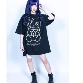 レフレム(REFLEM)の BRITTLE 愛情不足 BIG  Tシャツ　新品　黒魅らら　モノクローン(Tシャツ(半袖/袖なし))