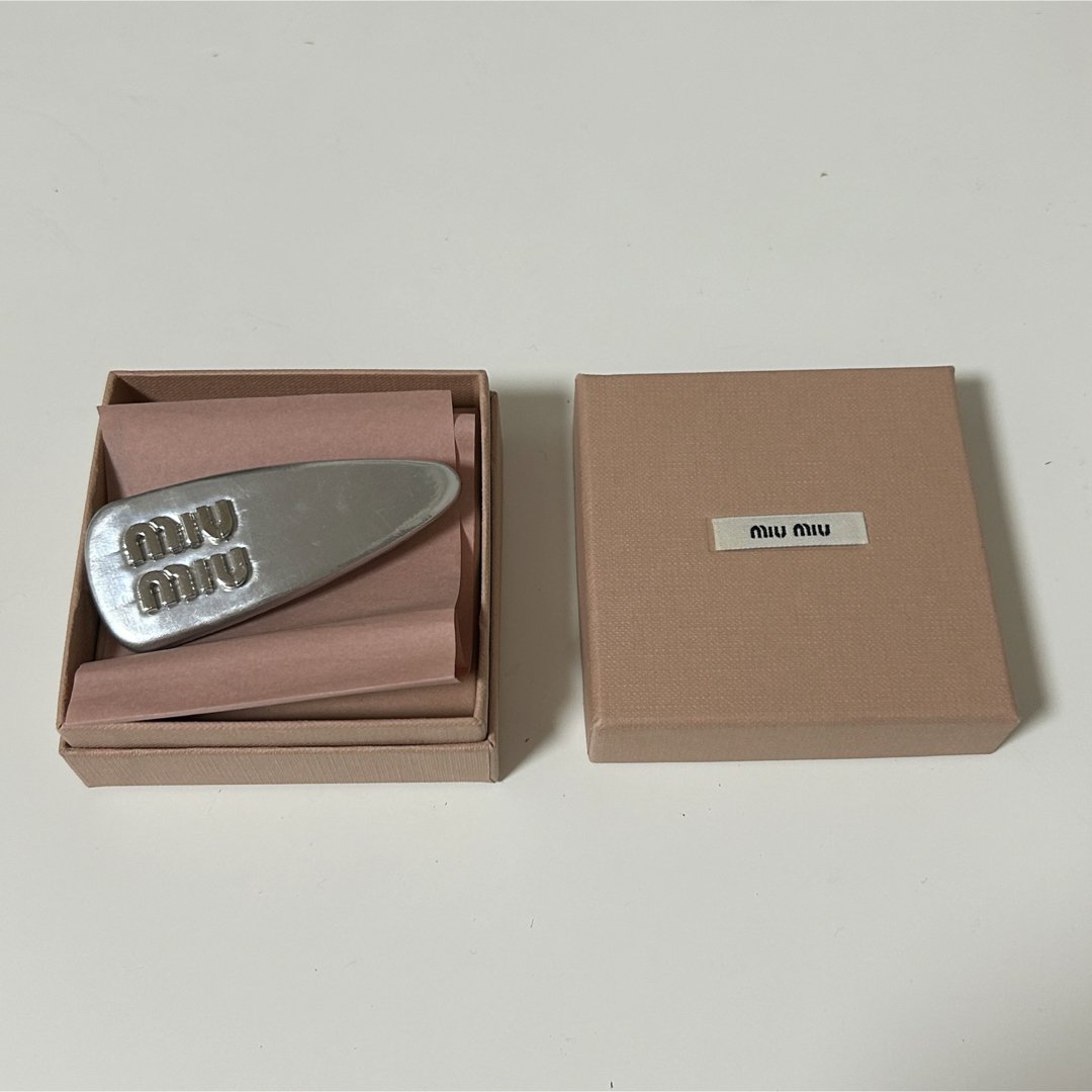 miumiu ミュウミュウ バレッタ シルバー miumiu ミュウミュウ バレッタ シルバー