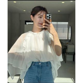 アニュアンス(ánuans)のlaubeblanc  Ruffle chiffon Blouse(シャツ/ブラウス(長袖/七分))