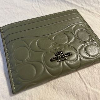 コーチ(COACH)の【未使用級・美品】COACH カードケース エンボス(パスケース/IDカードホルダー)