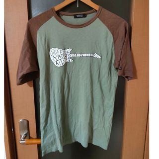 バーバリーブラックレーベル　Tシャツ