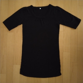 レディース　半袖 カットソー　黒　ブラック　Mサイズ(カットソー(半袖/袖なし))