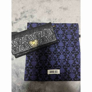 アナスイ(ANNA SUI)の新品ANNA SUI アナスイ 黒 長財布 かぶせ 本革 チェイス 317100(財布)