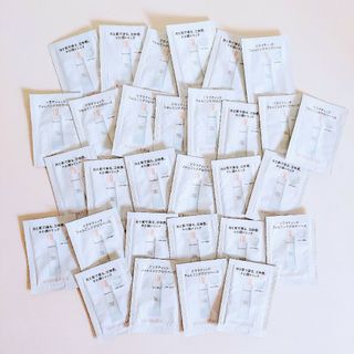 マキアージュ(MAQuillAGE)のドラマティックフォルミンググロウベース SPF30・PA+++ 0.3g 30包(化粧下地)