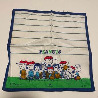 ピーナッツ(PEANUTS)のスヌーピー  1973年　ハンカチ　サンリオ　昭和レトロ(ハンカチ)