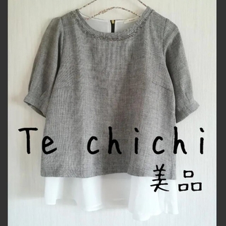 テチチ(Techichi)の美品 Te chichi テチチ すそフリル 襟ビーズ プルオーバー(カットソー(半袖/袖なし))